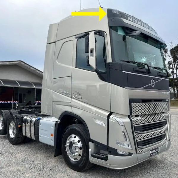 Acabamento do Farol Superior Teto Volvo New Fh 2015 em diante - Importado