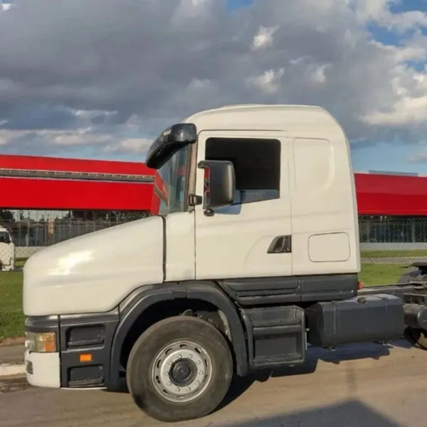 Saia Lateral da Cabine Scania 124 114 Cabine T ( Bicudo )