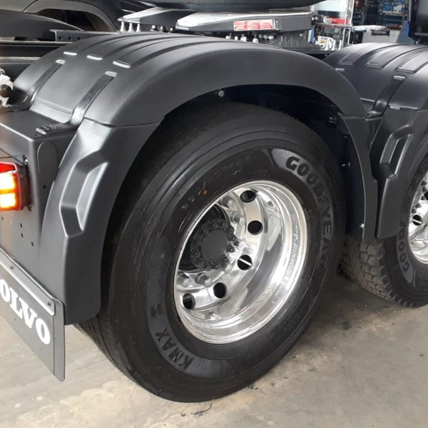 Centro Paralama Volvo FH 2015 em diante Tração