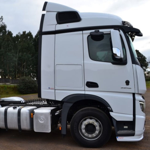 Acabamento Defletor De Ar Mercedes-Benz Actros a partir de 2020 Com Regulagem- Par