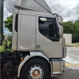 Tampa Estribo Com Suportes Volvo VM 2006 até 2018 (2 Degraus)