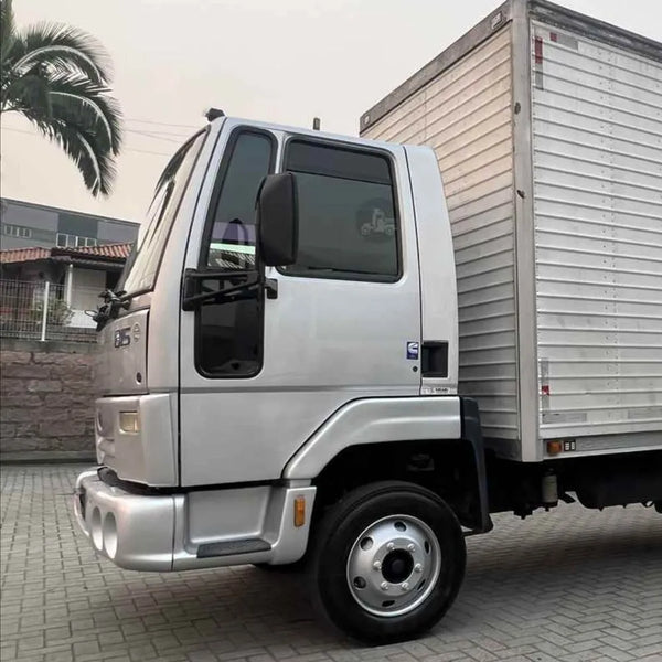 Estribo Ford Cargo 815 - Plástico