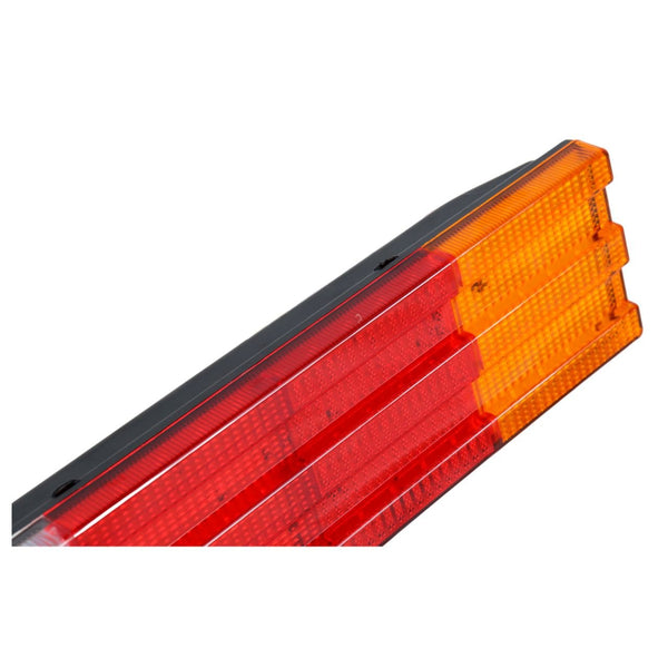 Lanterna Traseira de Led MB Bivolt