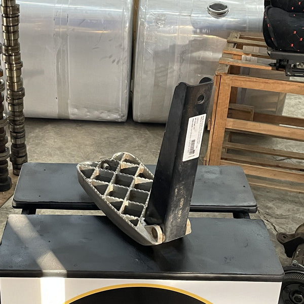 Suporte de Estribo para Scania Série 4 1998 | Código. 1413651