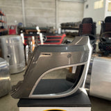 Moldura Farol lado Esquerdo - DAF XF 106 – | Código. 1798453