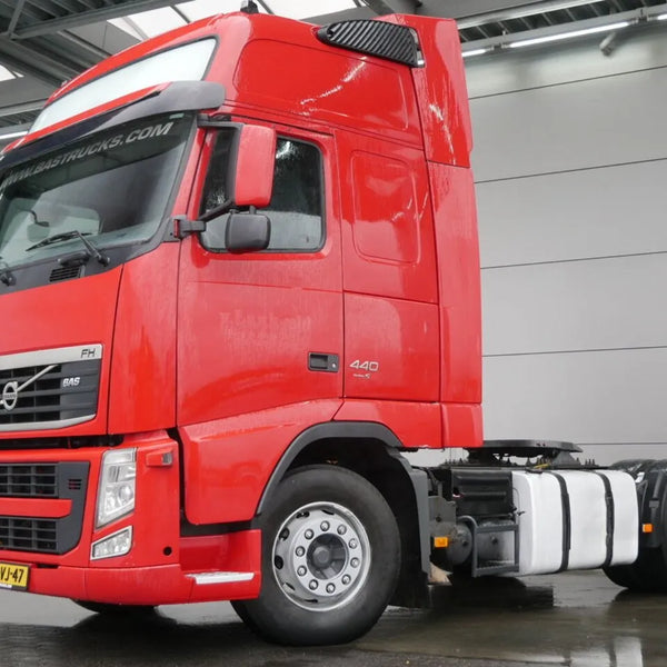 Estribo Inferior Volvo FH 2004 até 2014 - Plástico