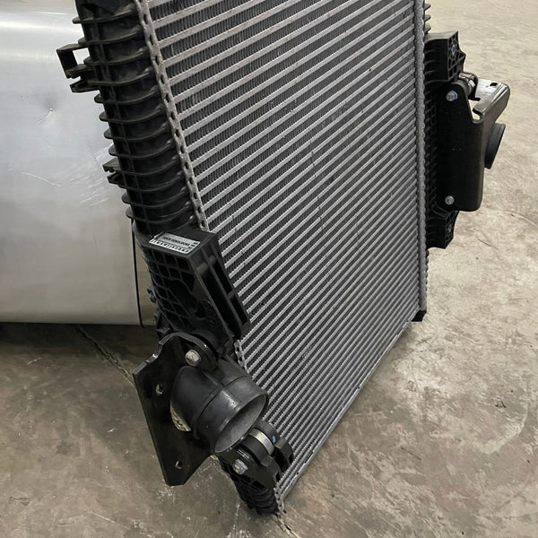 Intercooler Mercedes Benz Axor 2035 a 3344 (2005 em diante) - Código 9405010301