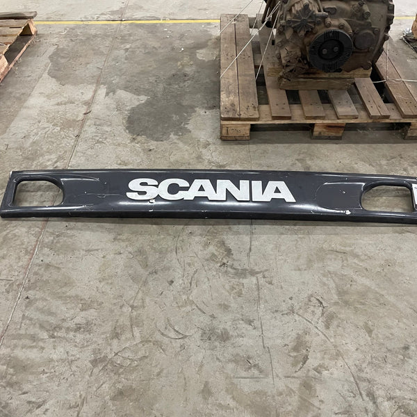 Grade Frontal com Emblema Scania Série 5