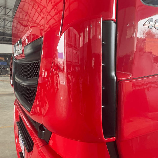 Defletor Coluna Frontal Iveco Hi-Way/Stralis - BL Fibras