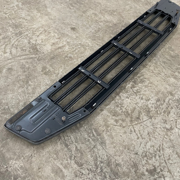 Grade Dianteira Inferior Para Volvo FH New – Código 82208510