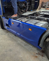 Carenagem Side Skirt Lateral Scania NTG Entre eixo 3150 mm/3350 mm/3550 mm/3600 mm Escapamento Lado Esquerdo - Boff