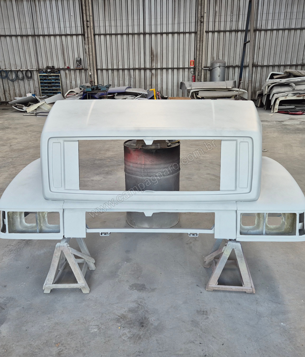 Capô Mercedes-Benz Completo com Paralama 1625/ 1630/ 1634