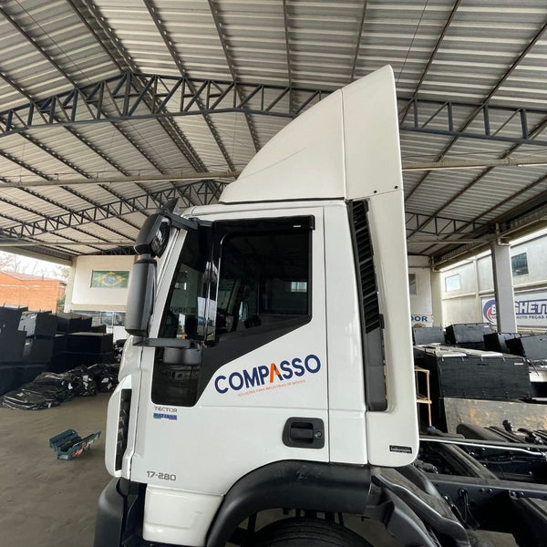 Defletor De Ar Iveco Tector Cabine Simples Completo - Rodoplast