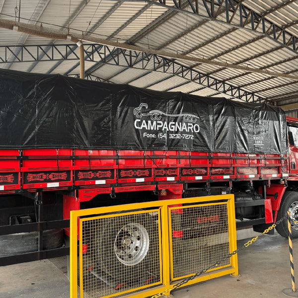 Lona de Vinil para caminhão 9,5 X 4,5 Metros (Impermeável)