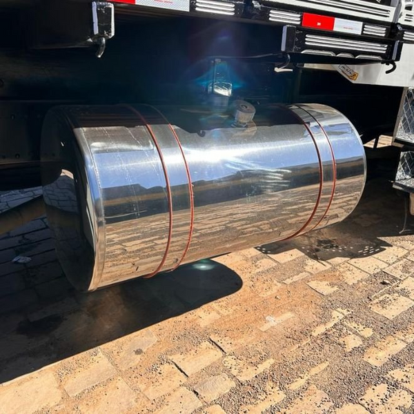 Tanque Lateral Inox 470 510 Litros Com Bocal e Tampa