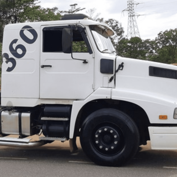 Calha de Chuva Volvo NL - Porta Grande