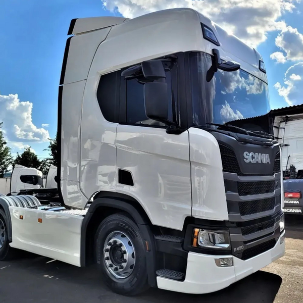 Acabamento Paralama Cabine Dianteiro Scania NTG - 770 mm