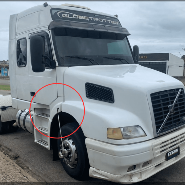 Para-lama Dianteiro Volvo NH 12  - Fibracel
