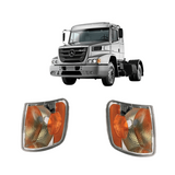Jogo de Lanterna Dianteira Mercedes-Benz Atron (Pisca) 2012 a 2021