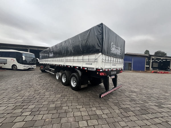 Lona de Vinil para caminhão 3 x 3 Metros (Impermeável)