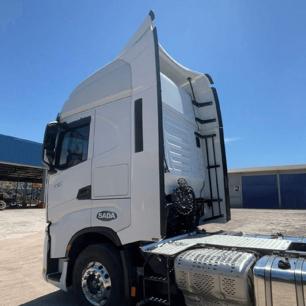 Defletor De Ar Iveco S-WAY Articulado (Com Regulagem teto)- Rodoplast
