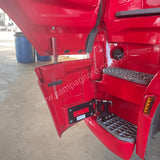 Tampa Estribo Scania NTG Cabine R