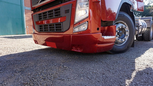 Capa Para-Choque Volvo FH Chinês Modelo Simples