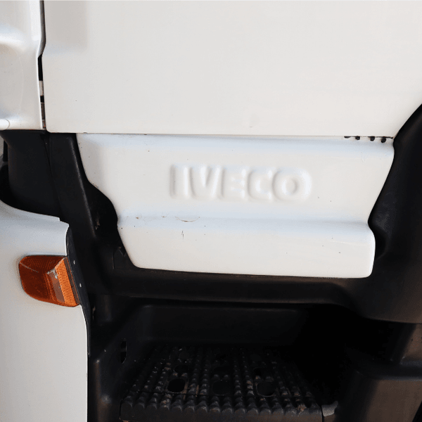 Tampa Estribo Iveco Stralis