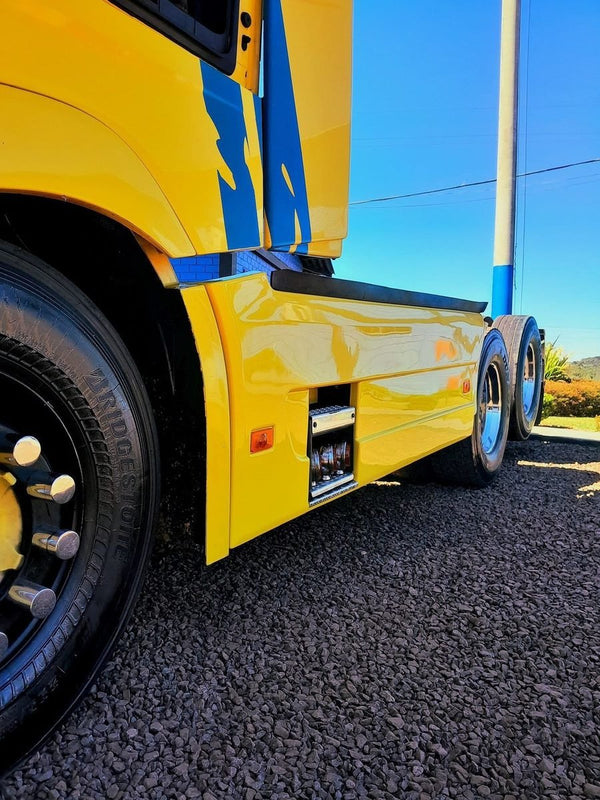 Carenagem Side Skirt Lateral Volvo New FH Euro 6 6 X2 6X4 3500 mm 3600 mm Edição Premium - Fibroplast