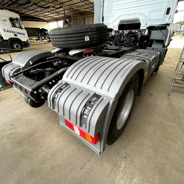 Meio Paralama Mercedes-Benz Actros Axor - Traseiro Direito Traseiro Esquerdo